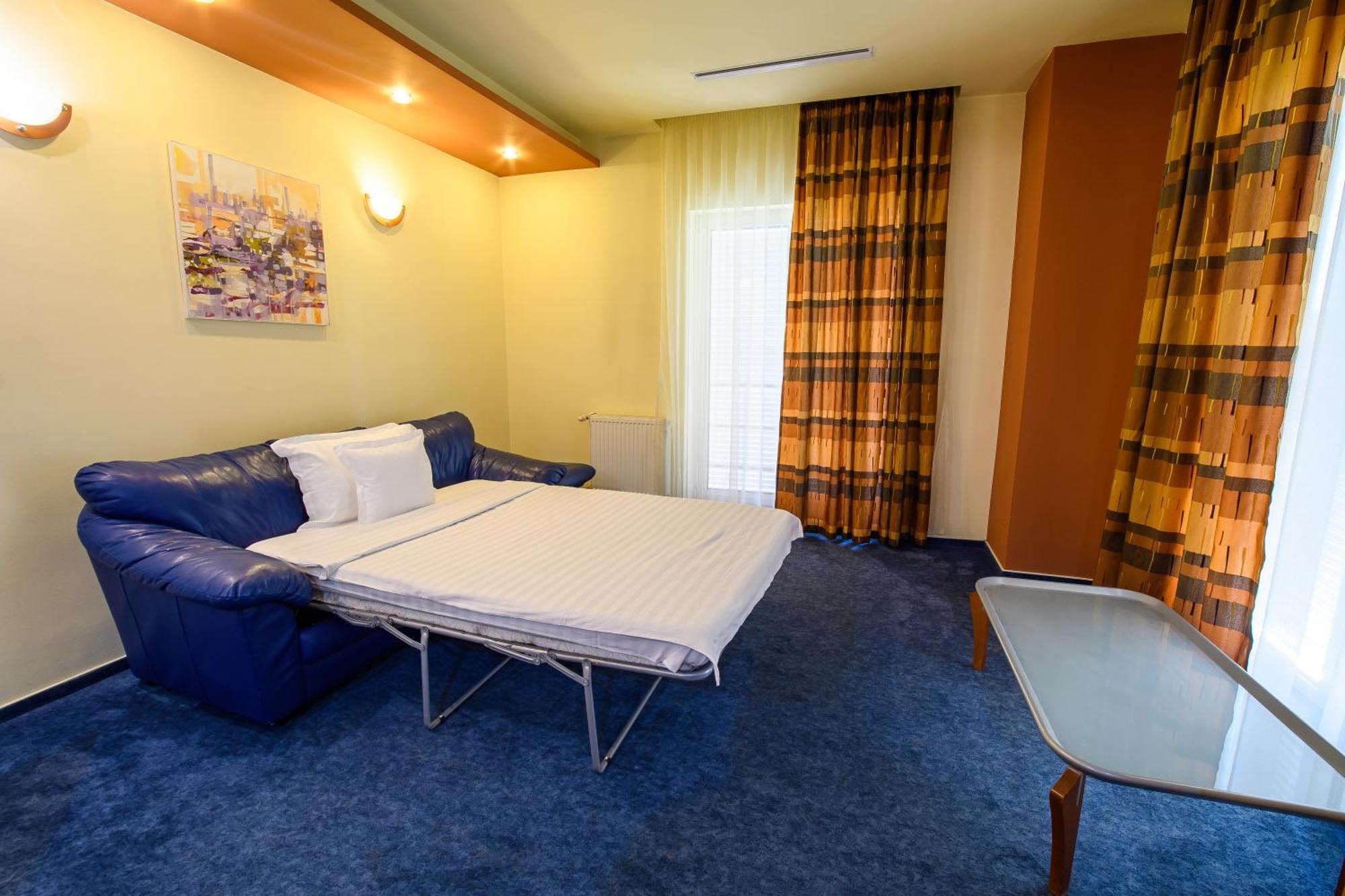Hotel Torontal ティミショアラ エクステリア 写真